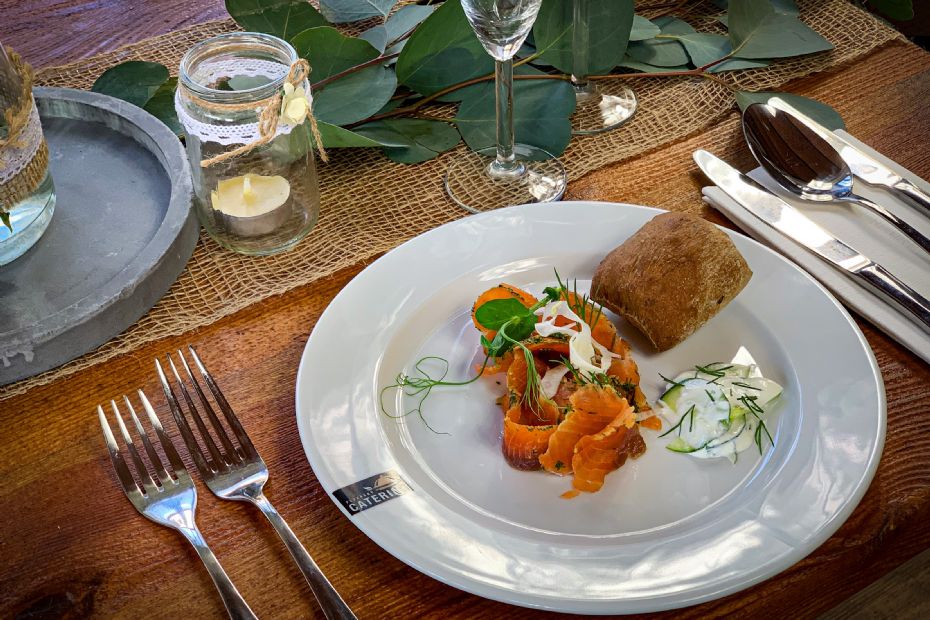 Jak přistupujeme ke svatebnímu cateringu? 